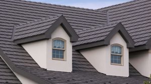 Mái tôn giả ngói bền đẹp, chống nóng, chống ồn hiệu quả, mang lại vẻ đẹp sang trọng như mái ngói truyền thống với chi phí tiết kiệm hơn.