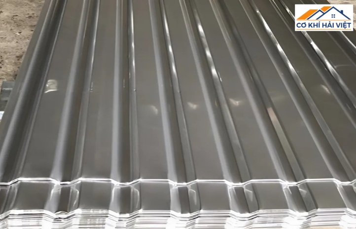 Mái tôn inox có độ bền và khả năng chống ăn mòn tuyệt vời