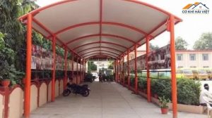 Mái tôn nhà xe 2025 về cấu tạo, loại tôn, quy trình lắp đặt, bảng giá và các lưu ý cần biết trước khi thi công. Mọi thông tin được chia sẻ đến khách hàng.