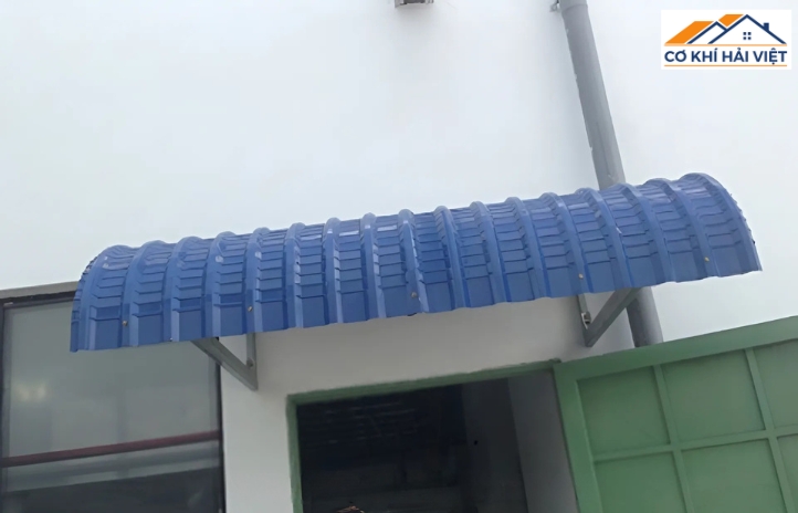 Mẫu mái tôn hiên nhà dạng vòm
