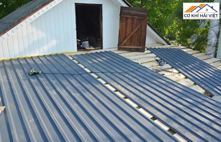 Mái tôn sóng tròn thẩm mỹ và độ bền vượt trội