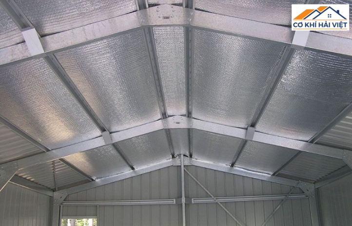 Tấm lợp cách nhiệt sẽ ngăn cản nhiệt và chống truyền nhiệt