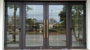 Cửa sắt kính cường lực