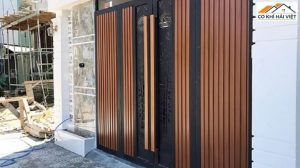 Mẫu cửa sắt 4 cánh giả gỗ