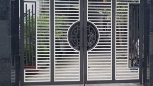 Mẫu cửa sắt sơn tĩnh điện đẹp