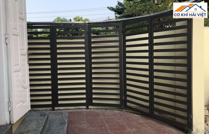 Ưu điểm của việc làm cửa sắt thay vì chất liệu khác