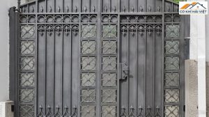 Cổng sắt