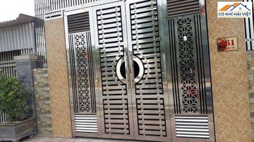 Top Mẫu Cửa Inox 4 Cánh Sơn Tĩnh Điện Hiện Đại, Sang Trọng