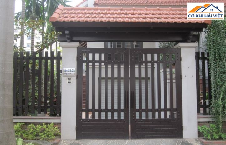 Ưu điểm vượt trội của cửa sắt 2 cánh