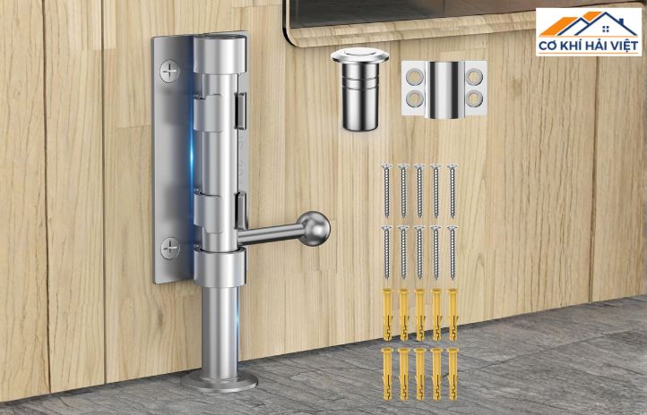 Chốt cửa sắt gài dưới sàn, giúp cố định một cánh của bộ cửa sắt 2 cánh
