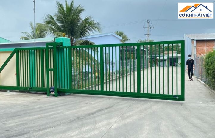 Công trình làm cửa lùa sắt cho nhà xưởng tại Ninh Bình