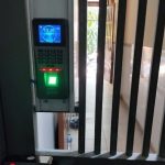 Khóa vân tay cửa sắt