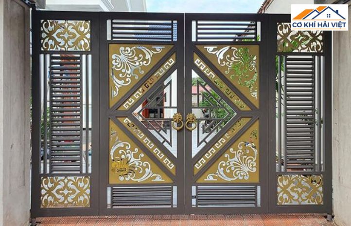 Mẫu cổng sắt CNC 4 cánh cho biệt thự