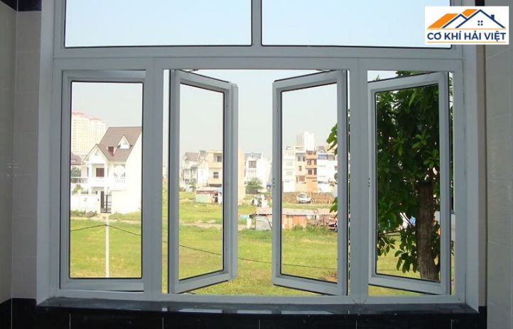 Cửa sổ sắt mở quay 4 cánh tiện lợi