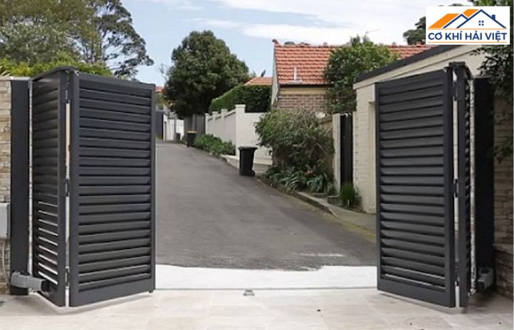 Mẫu cửa sắt trượt quay tự động do Cơ khí Hải Việt lắp đặt