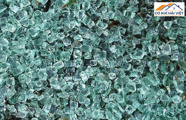 Đặc tính an toàn khi làm cửa kính cường lực, vỡ thành hạt ngô không gây sát thương