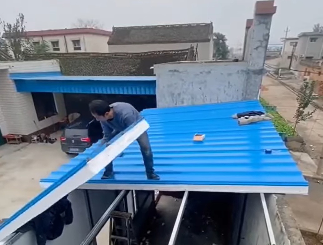 Thi công mái tôn cách nhiệt chống nóng