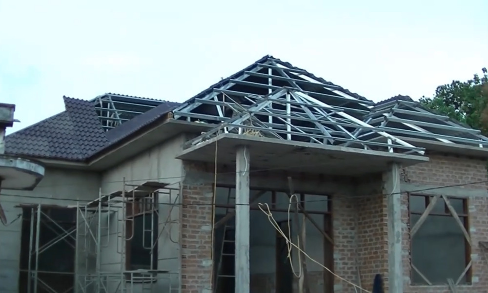 Ước tính chi phí lợp mái tôn thực tế ở Ninh Bình dựa trên kinh nghiệm thi công thực tế của Cơ Khí Hải Việt